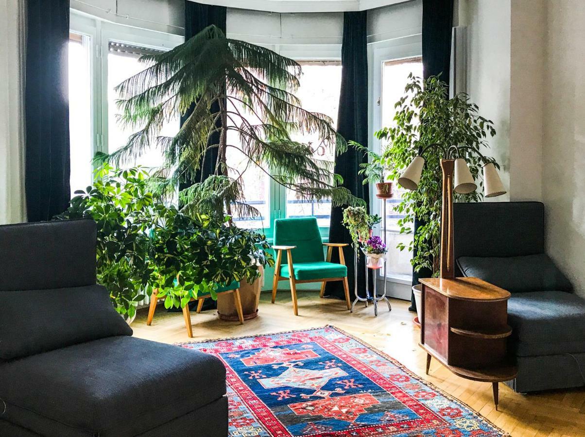 בודפשט Spacious Bauhaus Icon Flat With Fitness Room In Central Buda, Close To The River And Margaret Island מראה חיצוני תמונה