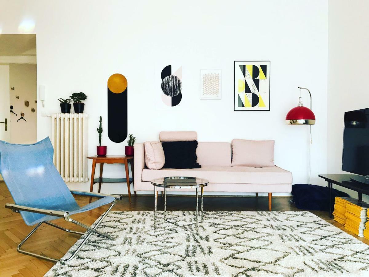 בודפשט Spacious Bauhaus Icon Flat With Fitness Room In Central Buda, Close To The River And Margaret Island מראה חיצוני תמונה